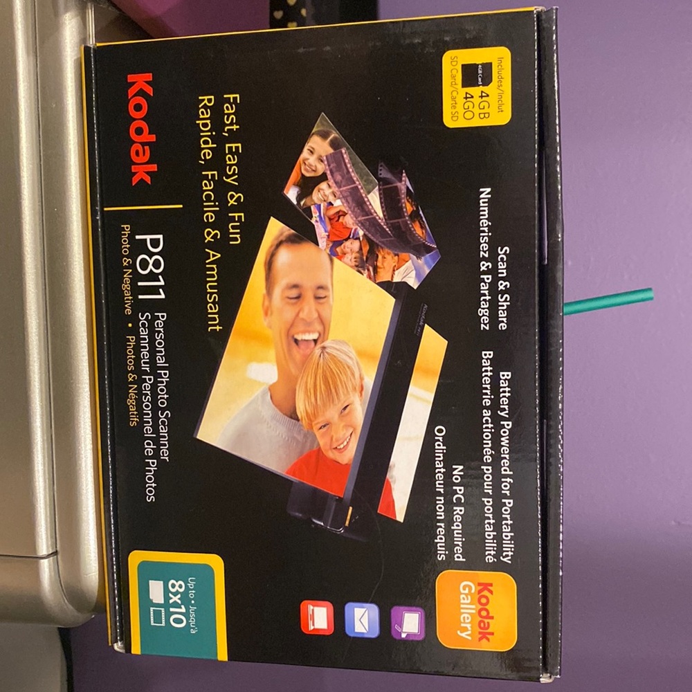 Brand New Kodak P811 personal photo scanner. With box never been used .